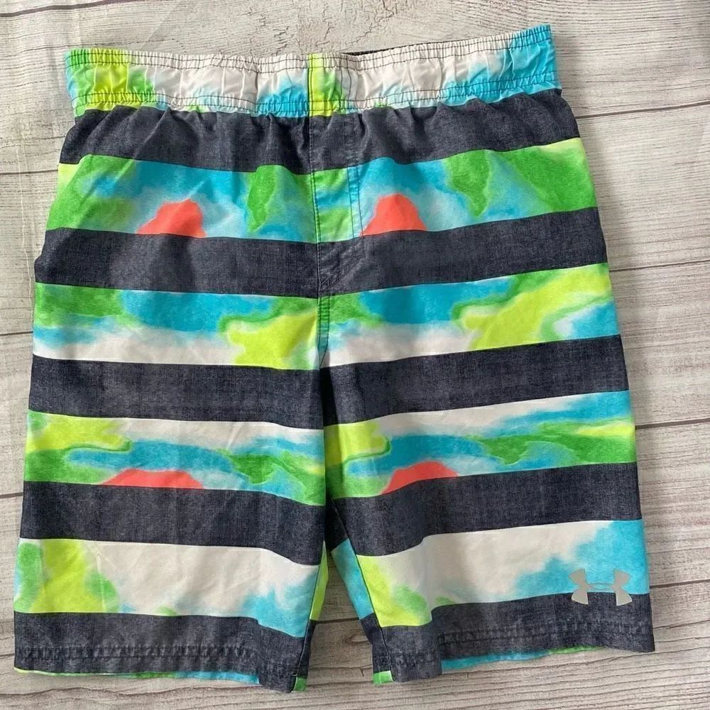 Under Armour stripe bathing suit w/mesh lining & drawstring big boys sz youth M